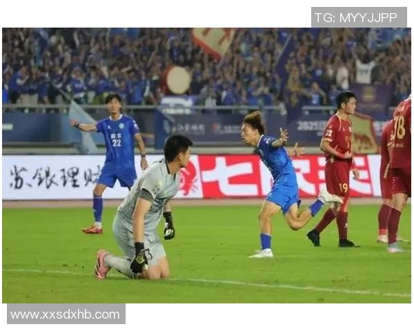 南京足球队速度之争引发热议球迷看法各异引发讨论 南京足球队速度之争引发热议球迷看法各异引发讨论